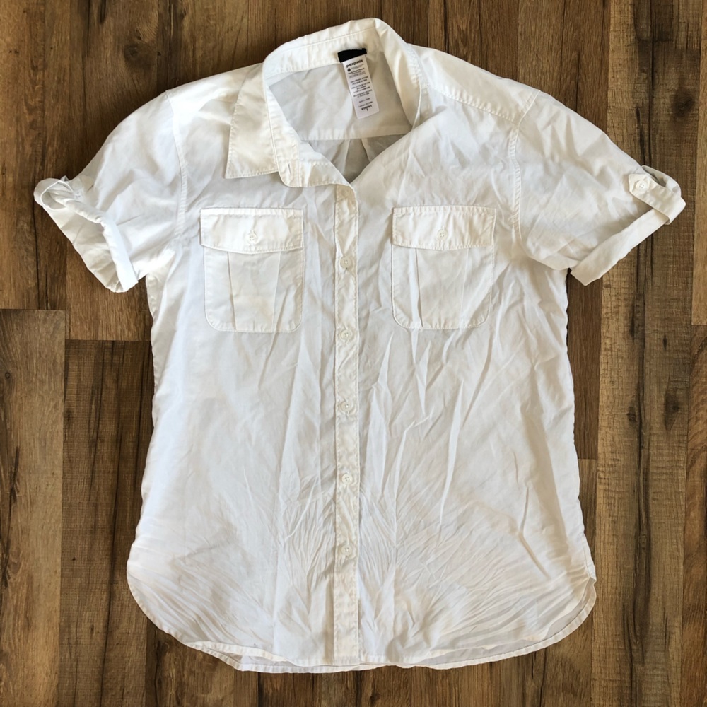 Women’s PATAGONIA Short Sleeve Button Up | SIZE SMALL